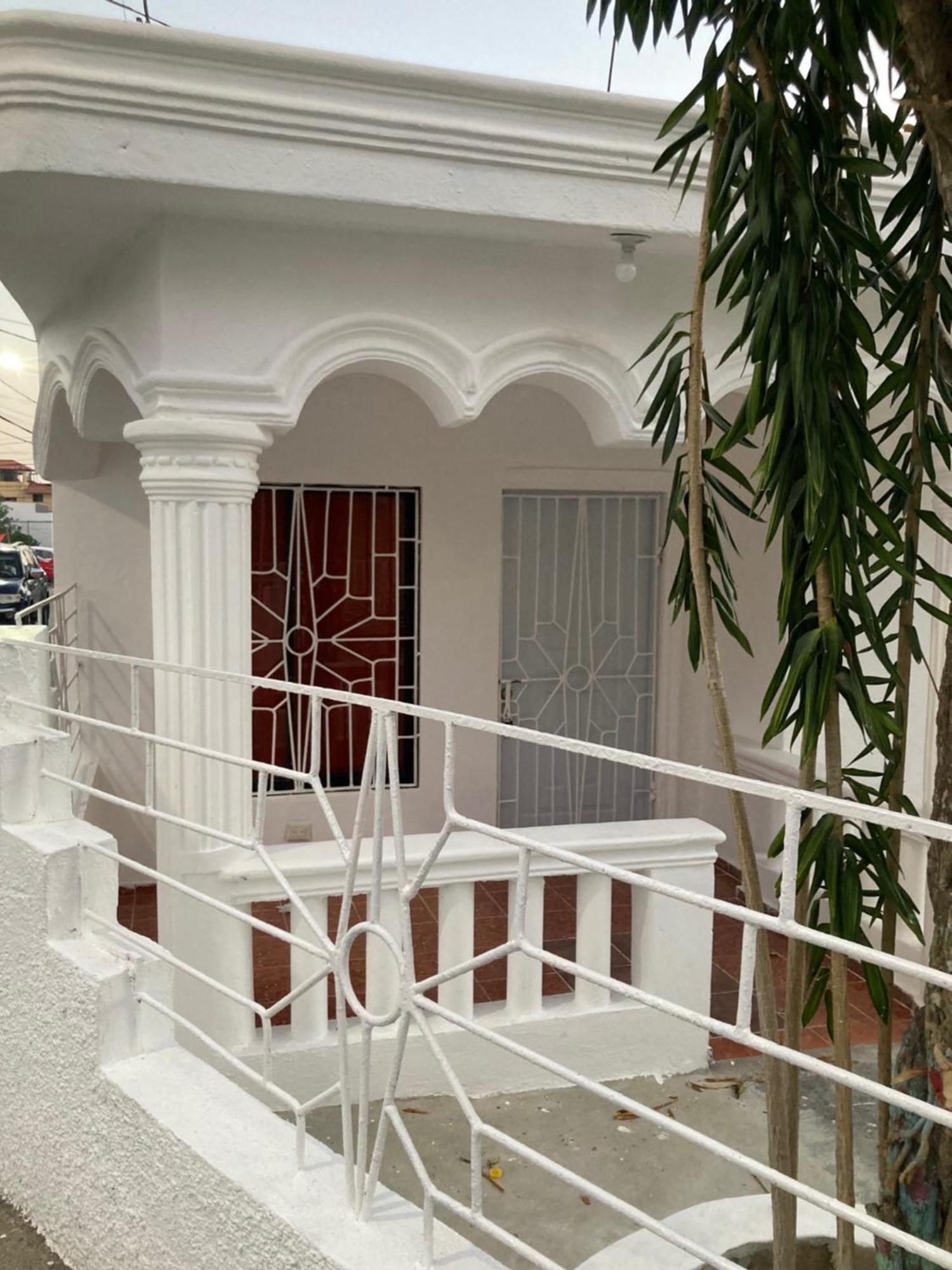 Hostel El Hoyo باياهيبي المظهر الخارجي الصورة